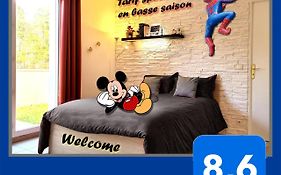 Appartement Avec Salle De Jeux Privee,10Min De Disney Transport En Commun 6 Couchages
